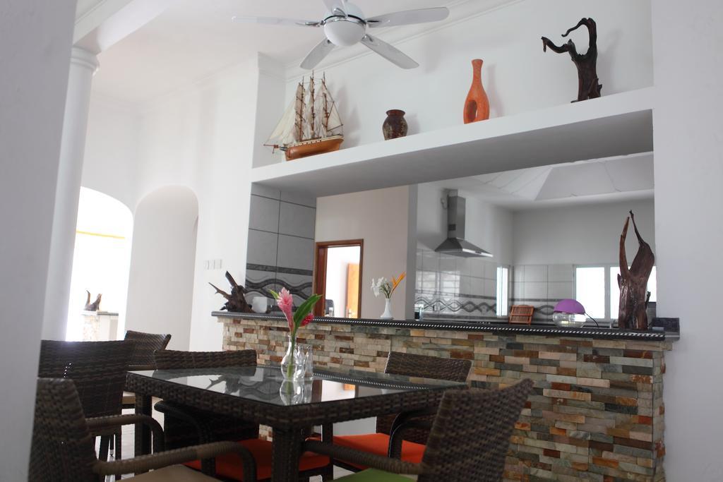 Grann Kaz Guest House Anse a La Mouche Экстерьер фото